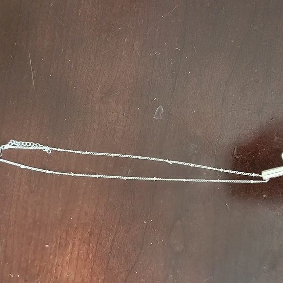 Silver Initial 'L' Necklace - Picture 2 of 2